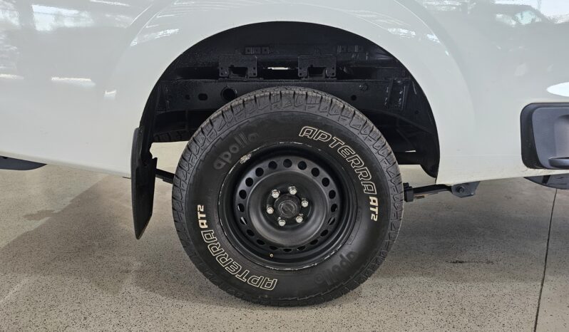 2021 Nissan Navara 2.5 DDTi SE 4×4 S/C full