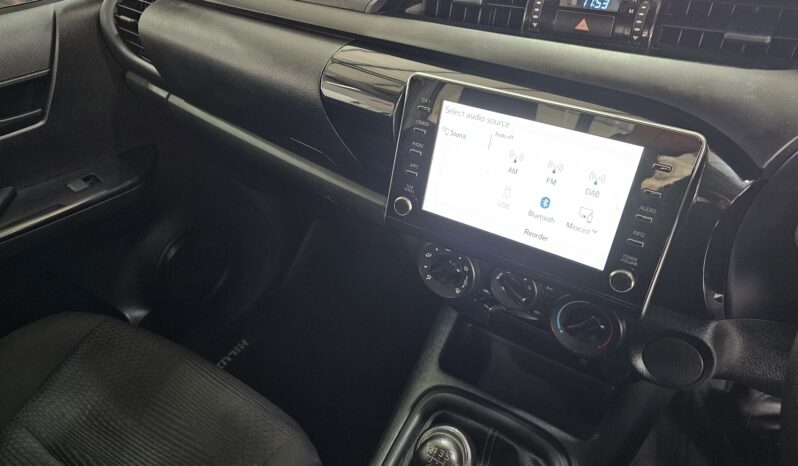 2024 Toyota Hilux 2.4 GD6 Raider S/C full