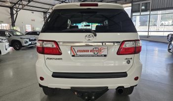 2011 Toyota Fortuner 3.0 D-4D 4×4 full