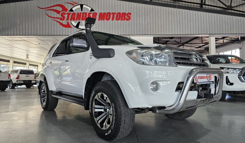 2011 Toyota Fortuner 3.0 D-4D 4×4 full