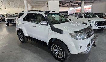 2011 Toyota Fortuner 3.0 D-4D 4×4 full