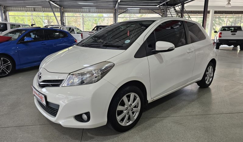 2012 Toyota Yaris 1.0 XR 3dr full
