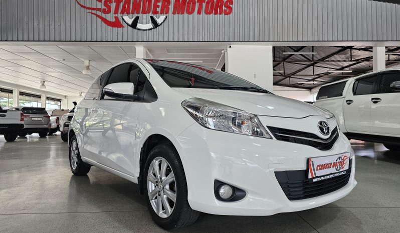 2012 Toyota Yaris 1.0 XR 3dr full