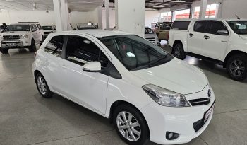 2012 Toyota Yaris 1.0 XR 3dr full