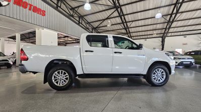 2017 Toyota Hilux 2.4 GD6 SRX D/C 4×4