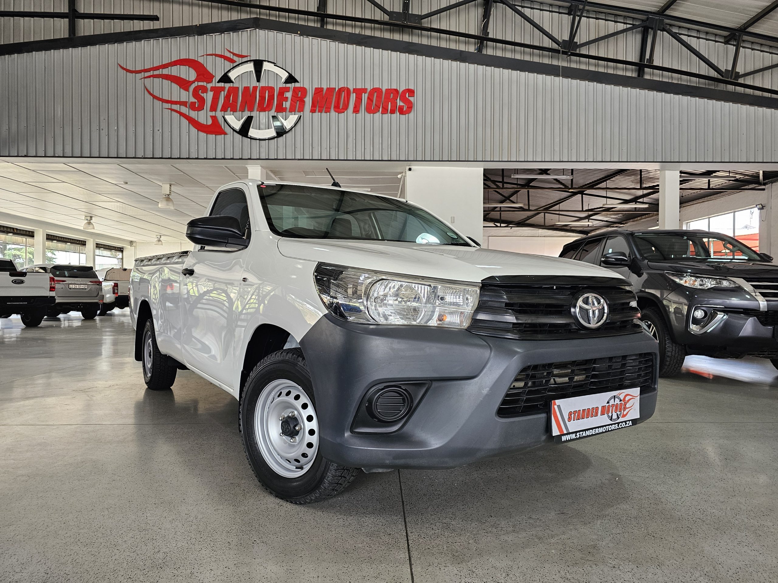 2020 Toyota Hilux 2.4 GD S/C Aircon