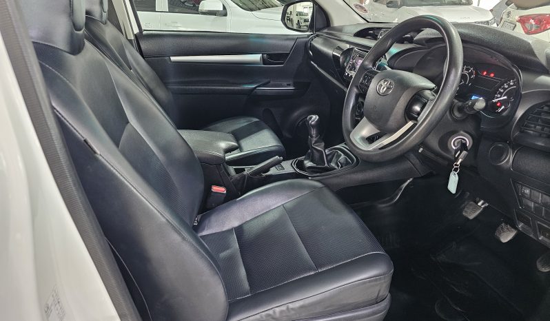2022 Toyota Hilux 2.4 GD6 SR S/C 4×4 full
