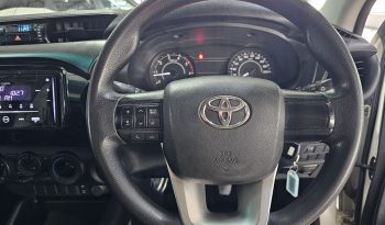 2022 Toyota Hilux 2.4 GD6 SR S/C 4×4 full
