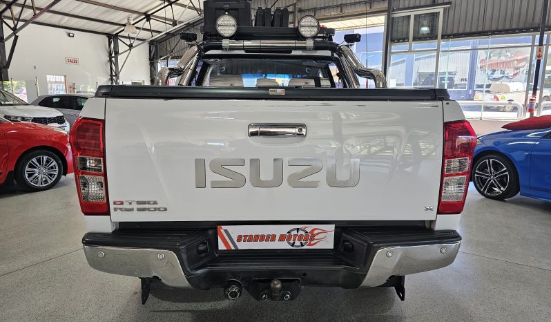 2015 Isuzu KB 300 D-Teq D/C 4×4 LX full