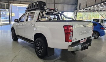 2015 Isuzu KB 300 D-Teq D/C 4×4 LX full