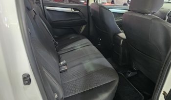 2015 Isuzu KB 300 D-Teq D/C 4×4 LX full