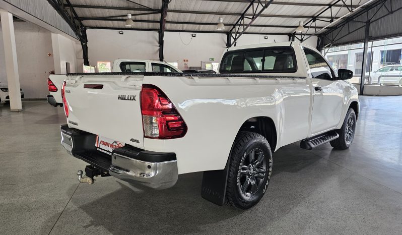 2023 Toyota Hilux 2.4 GD6 S/C Raider 4×4 full