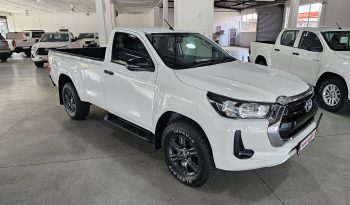 2023 Toyota Hilux 2.4 GD6 S/C Raider 4×4 full