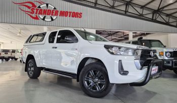 2023 Toyota Hilux 2.4 GD6 Xtra Cab Raider full
