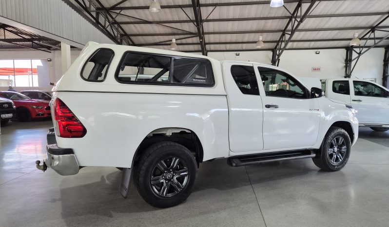2023 Toyota Hilux 2.4 GD6 Xtra Cab Raider full