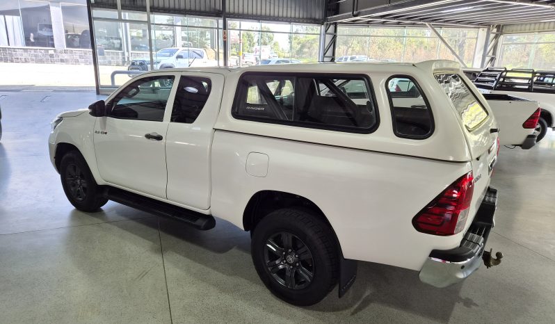2023 Toyota Hilux 2.4 GD6 Xtra Cab Raider full