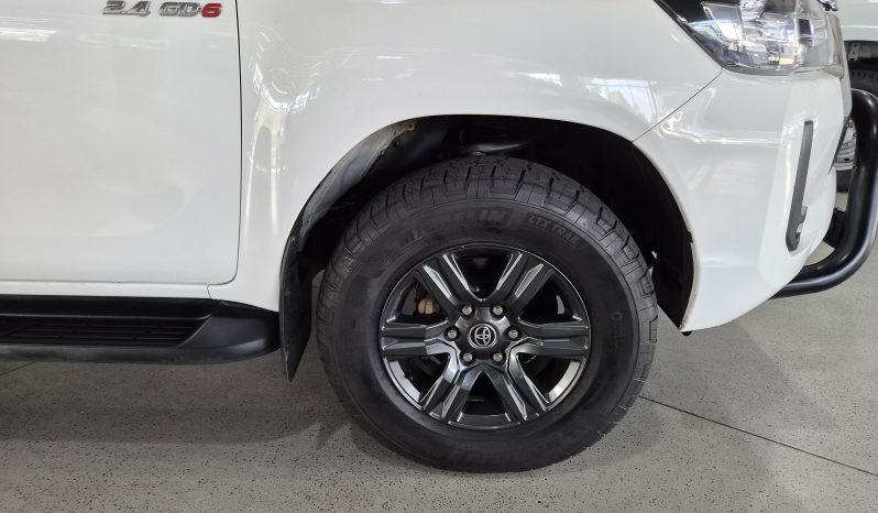 2023 Toyota Hilux 2.4 GD6 Xtra Cab Raider full