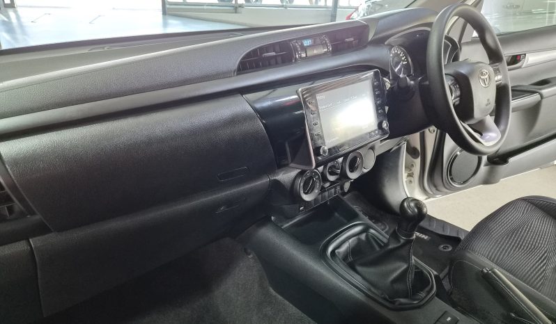 2023 Toyota Hilux 2.4 GD6 Xtra Cab Raider full