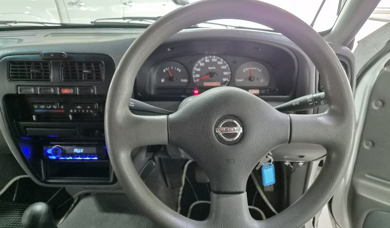 2005 Nissan Hardbody 2.7 D D/C full