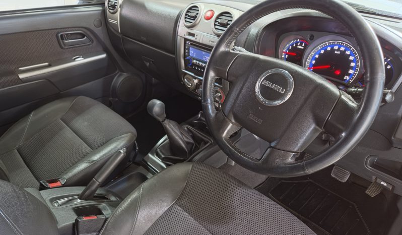 2010 Isuzu KB300 D-Teq D/C LX full