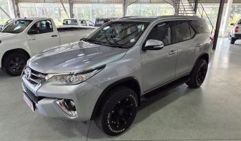 2017 Toyota Fortuner 2.4 GD6 A/T full