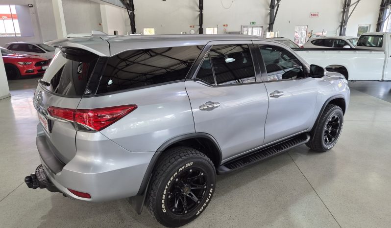 2017 Toyota Fortuner 2.4 GD6 A/T full