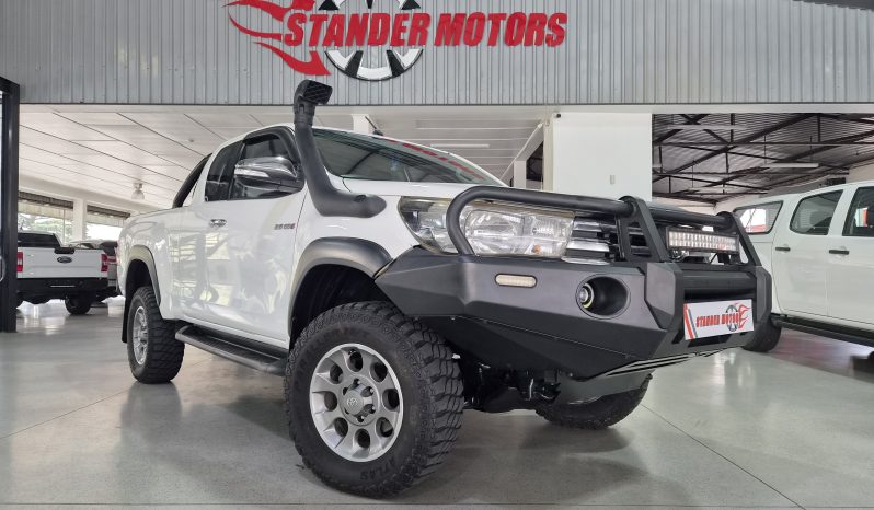 2017 Toyota Hilux 2.8 GD6 Xtra Cab 4×4 Raider full