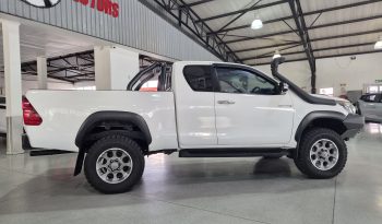 2017 Toyota Hilux 2.8 GD6 Xtra Cab 4×4 Raider full