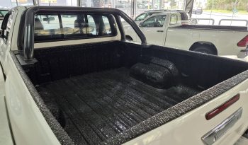 2017 Toyota Hilux 2.8 GD6 Xtra Cab 4×4 Raider full