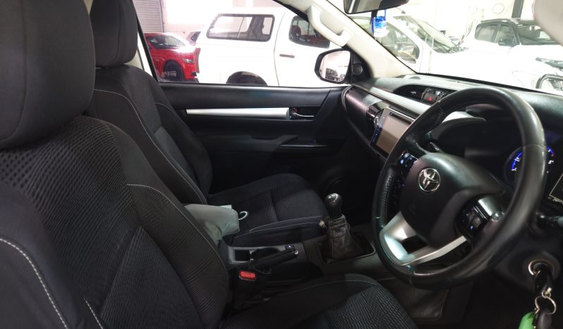 2017 Toyota Hilux 2.8 GD6 Xtra Cab 4×4 Raider full