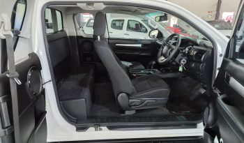 2024 Toyota Hilux 2.4 GD6 Xtra Cab Auto full
