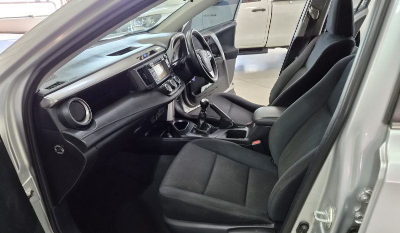 2016 Toyota RAV4 2.0 GX full
