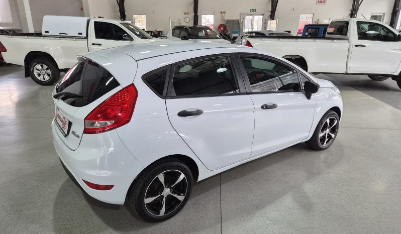 2010 Ford Fiesta 1.6i Ambiente 5dr full