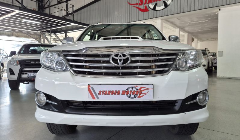 2015 Toyota Fortuner 2.5 D-4D Auto full