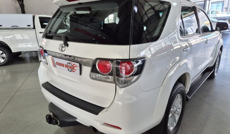 2015 Toyota Fortuner 2.5 D-4D Auto full