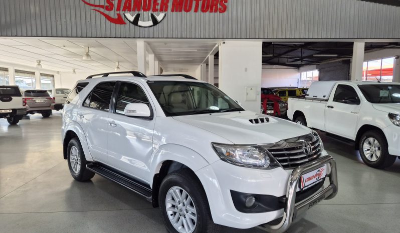 2011 Toyota Fortuner 3.0 D-4D Auto full