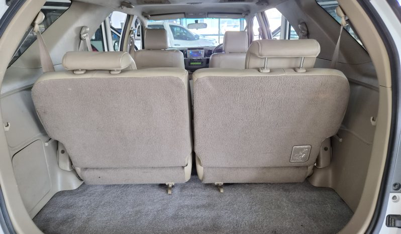 2011 Toyota Fortuner 3.0 D-4D Auto full