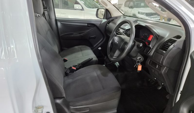 2022 Isuzu D-Max 250 Fleetside Safety S/C full