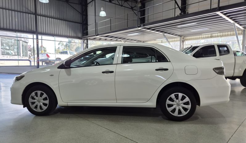2015 Toyota Corolla Quest 1.6 full