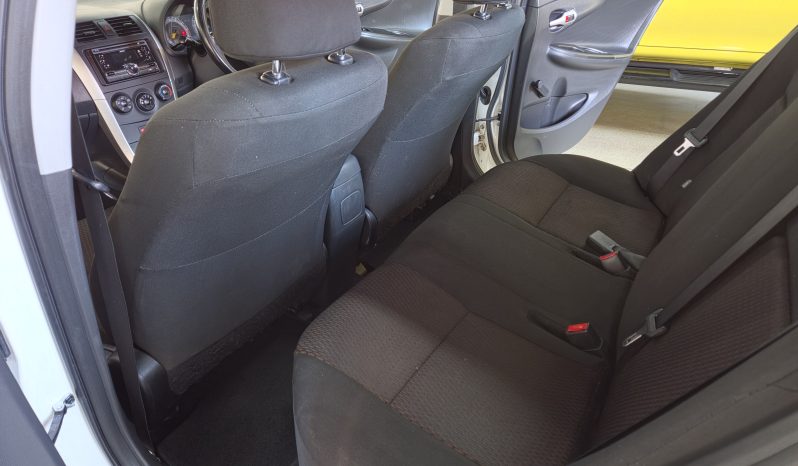 2015 Toyota Corolla Quest 1.6 full