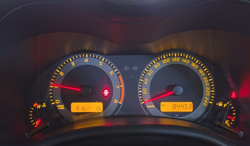 2015 Toyota Corolla Quest 1.6 full