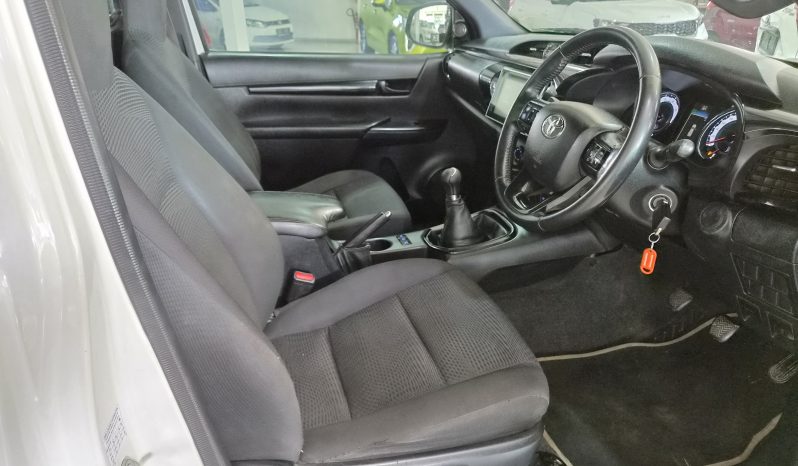 2018 Toyota Hilux 2.8 GD6 4×4 Raider S/C full