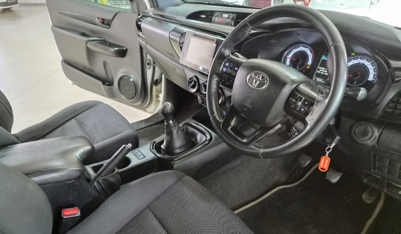 2018 Toyota Hilux 2.8 GD6 4×4 Raider S/C full