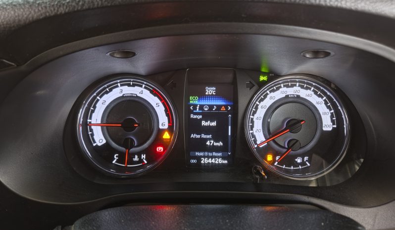2018 Toyota Hilux 2.8 GD6 4×4 Raider S/C full