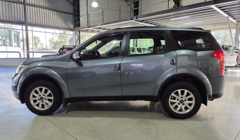 2018 Mahindra XUV500 2.2 CRDe W8 AWD full