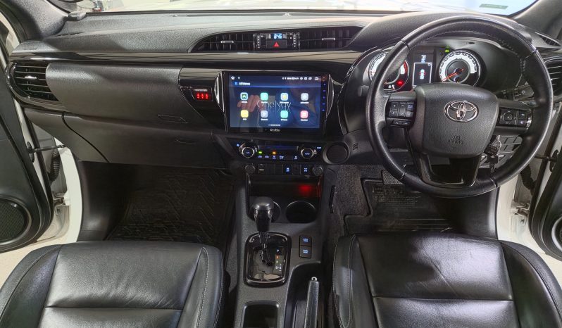 2018 Toyota Hilux 2.8 GD6 D/C Dakar Auto full
