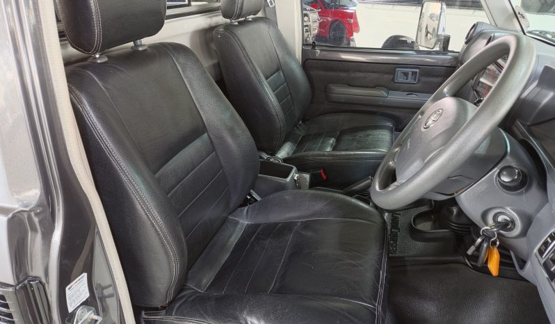 2015 Toyota Land Cruiser 4.5 D-4D V8 S/C full