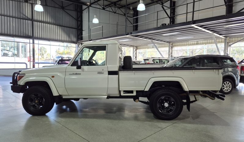 2012 Toyota Land Cruiser 4.2D S/C full