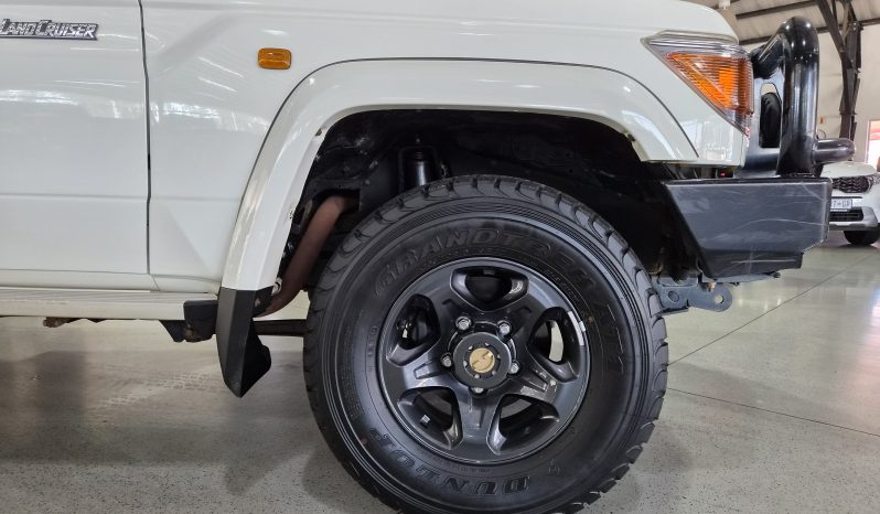 2012 Toyota Land Cruiser 4.2D S/C full