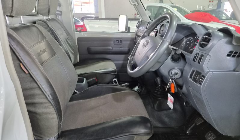 2012 Toyota Land Cruiser 4.2D S/C full